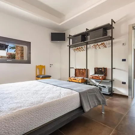 Suitcase By Barbarhouse Villa *